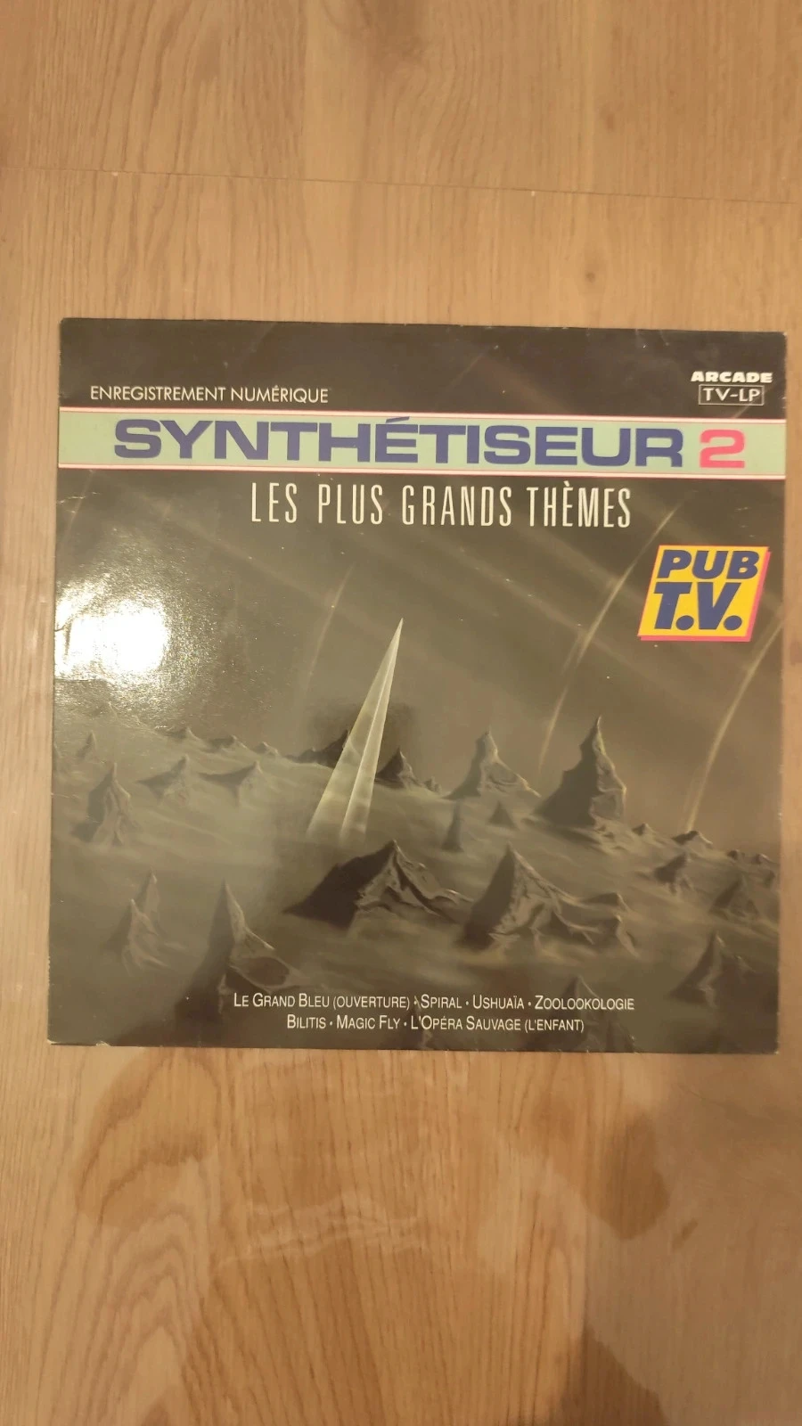 Compilation Vinyle 33 Tours "Synthétiseur 2 – Les Plus Grands Thèmes" TV-LP 1989